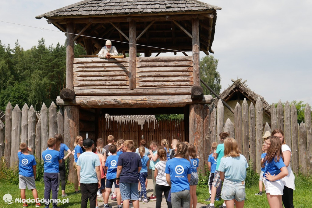 Harcerze w Osadzie Słowiańskiej