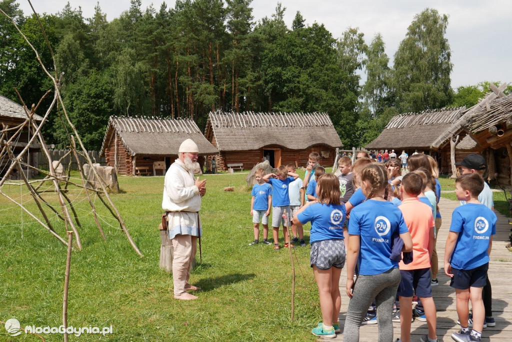 Harcerze w Osadzie Słowiańskiej