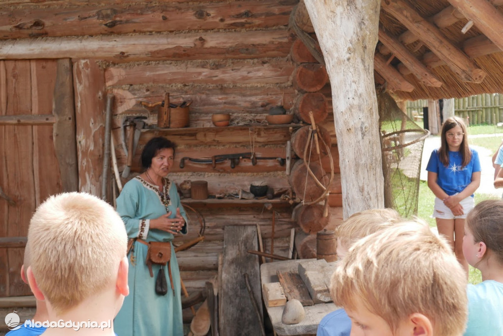 Harcerze w Osadzie Słowiańskiej