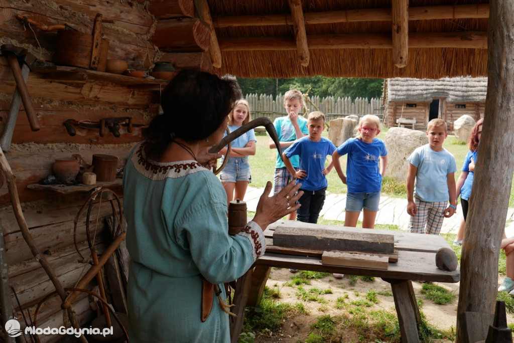 Harcerze w Osadzie Słowiańskiej