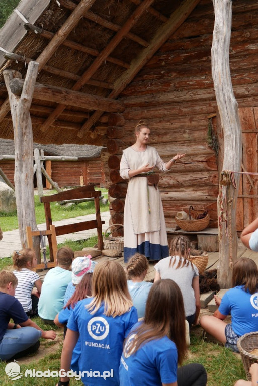 Harcerze w Osadzie Słowiańskiej