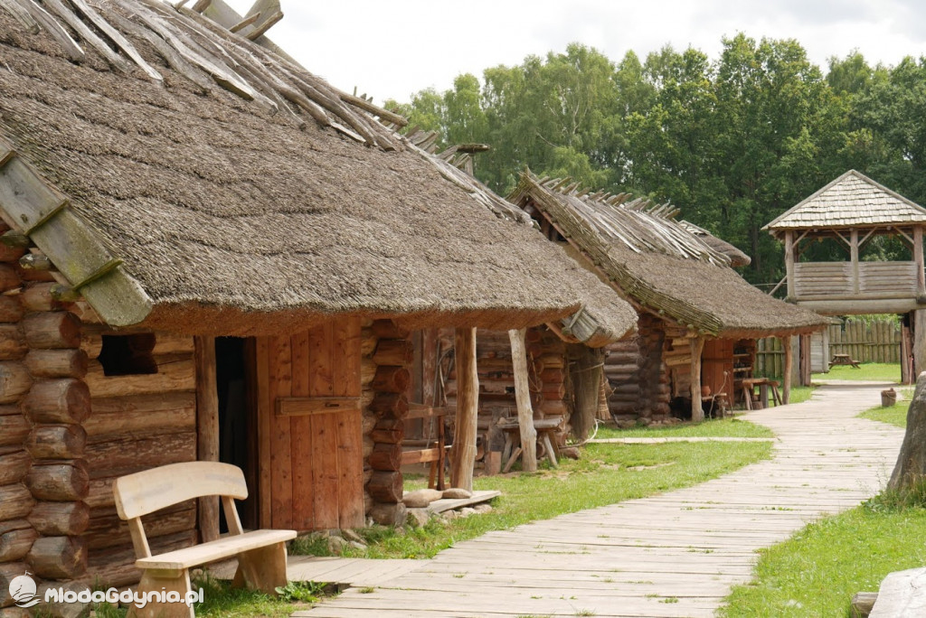 Harcerze w Osadzie Słowiańskiej