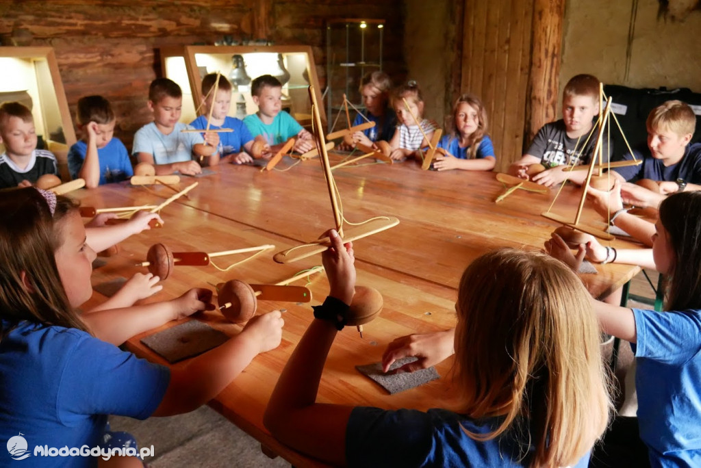 Harcerze w Osadzie Słowiańskiej
