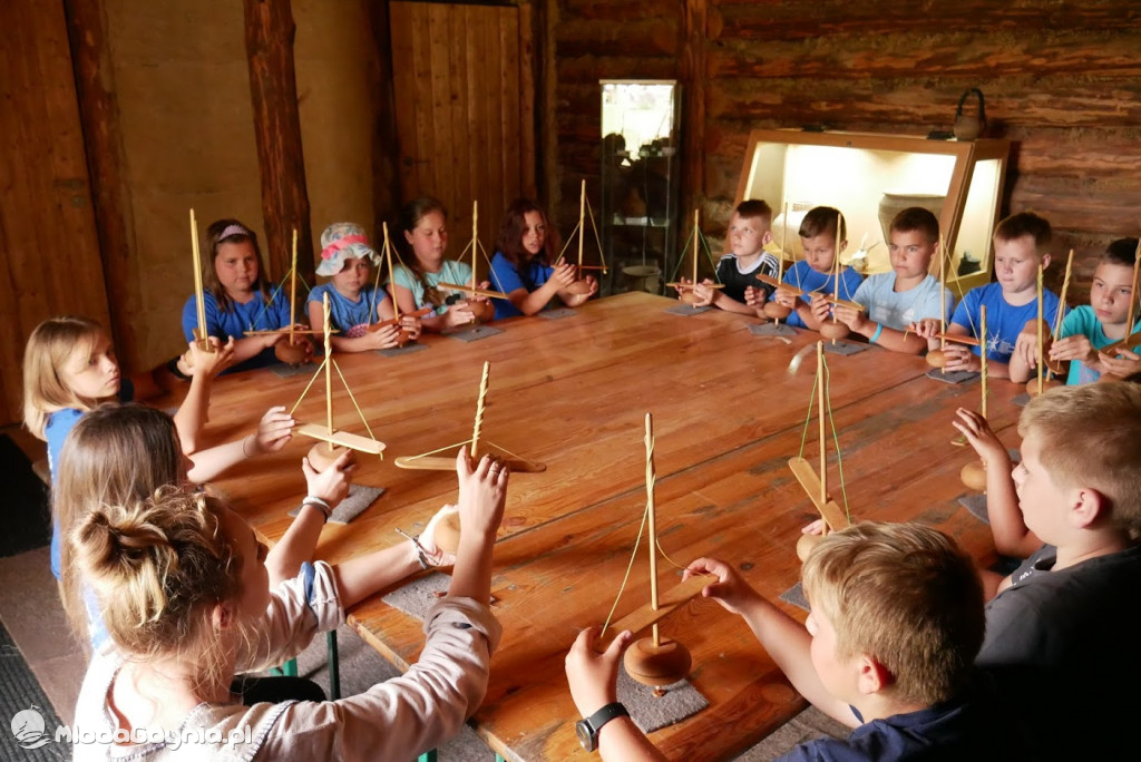 Harcerze w Osadzie Słowiańskiej