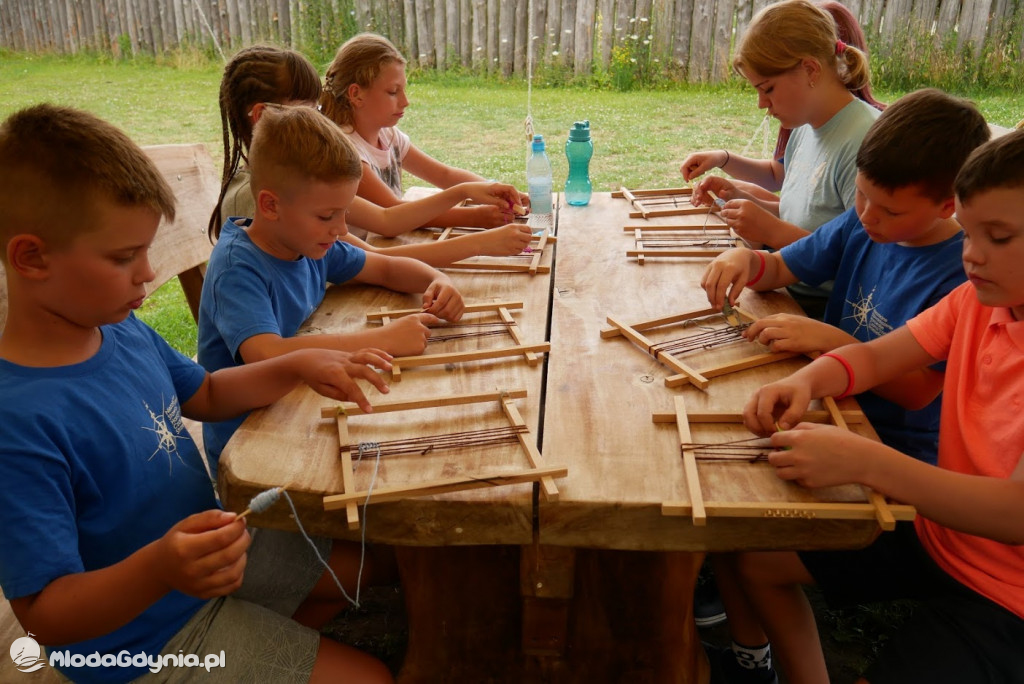 Harcerze w Osadzie Słowiańskiej