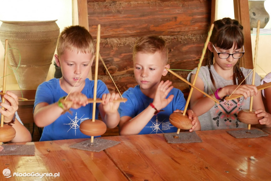 Harcerze w Osadzie Słowiańskiej