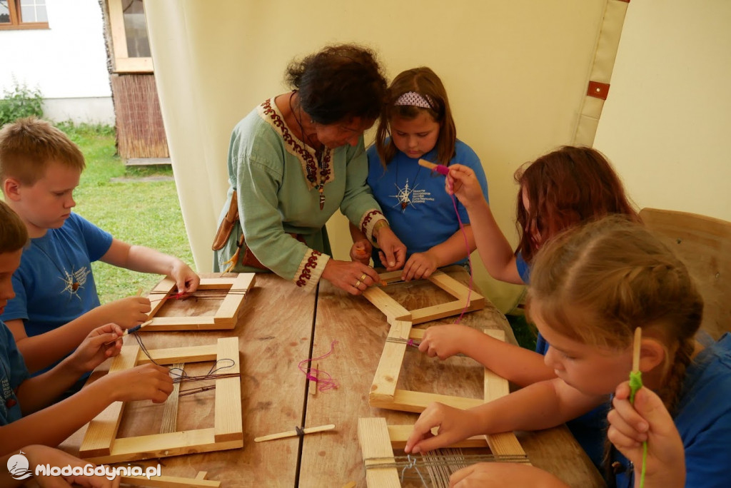 Harcerze w Osadzie Słowiańskiej