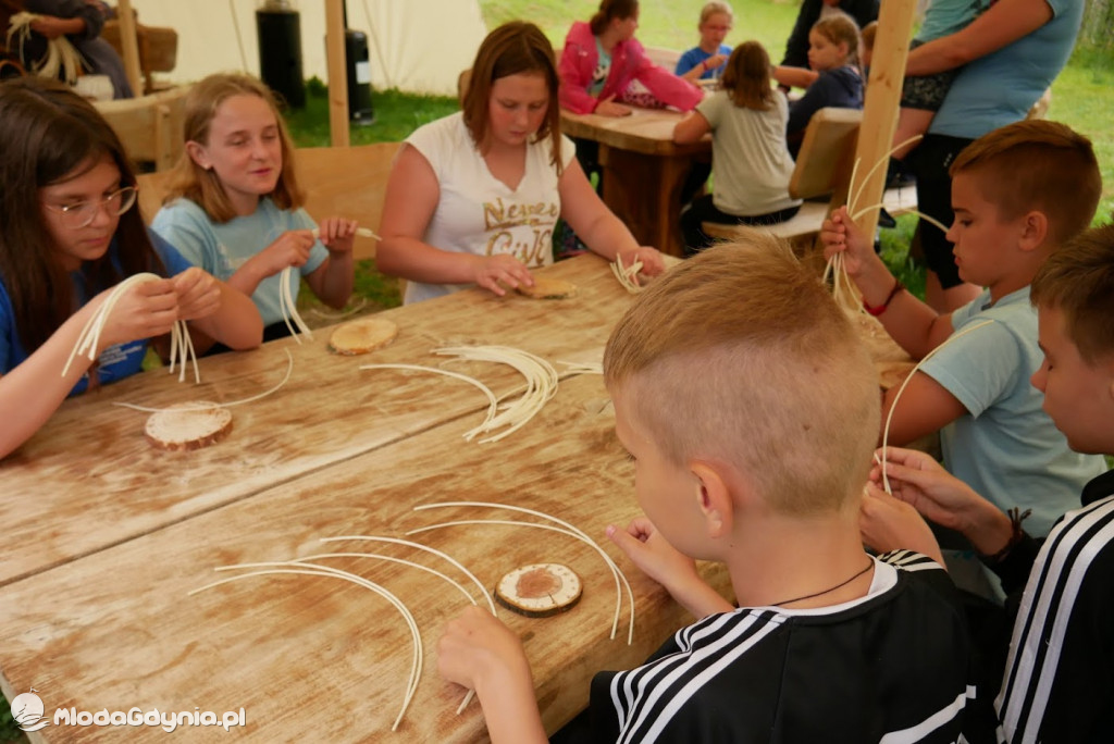 Harcerze w Osadzie Słowiańskiej