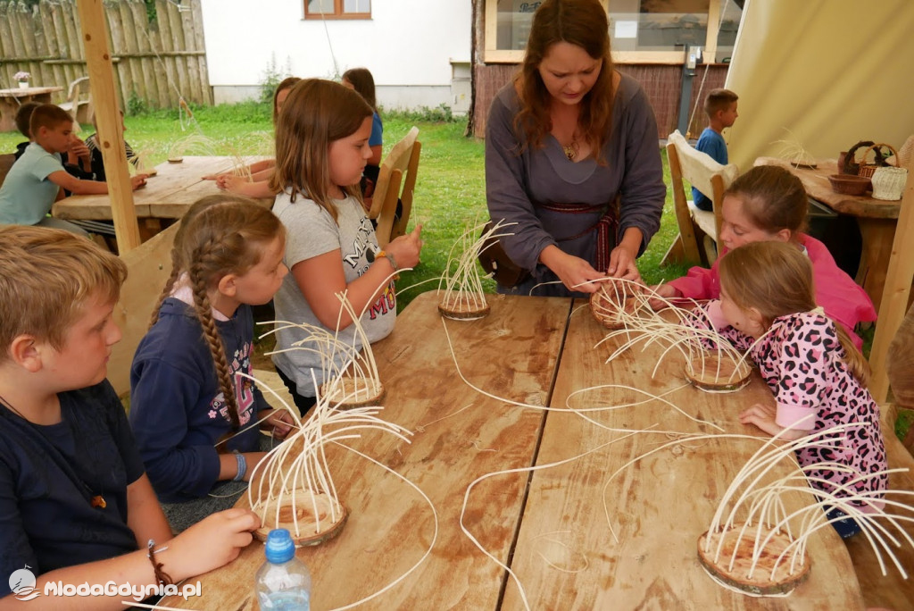 Harcerze w Osadzie Słowiańskiej
