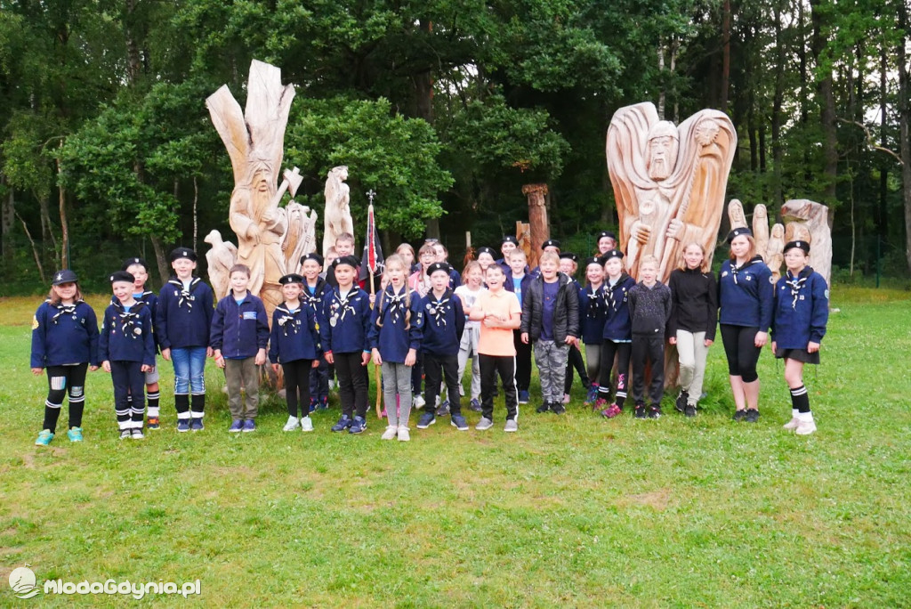 Harcerze w Osadzie Słowiańskiej