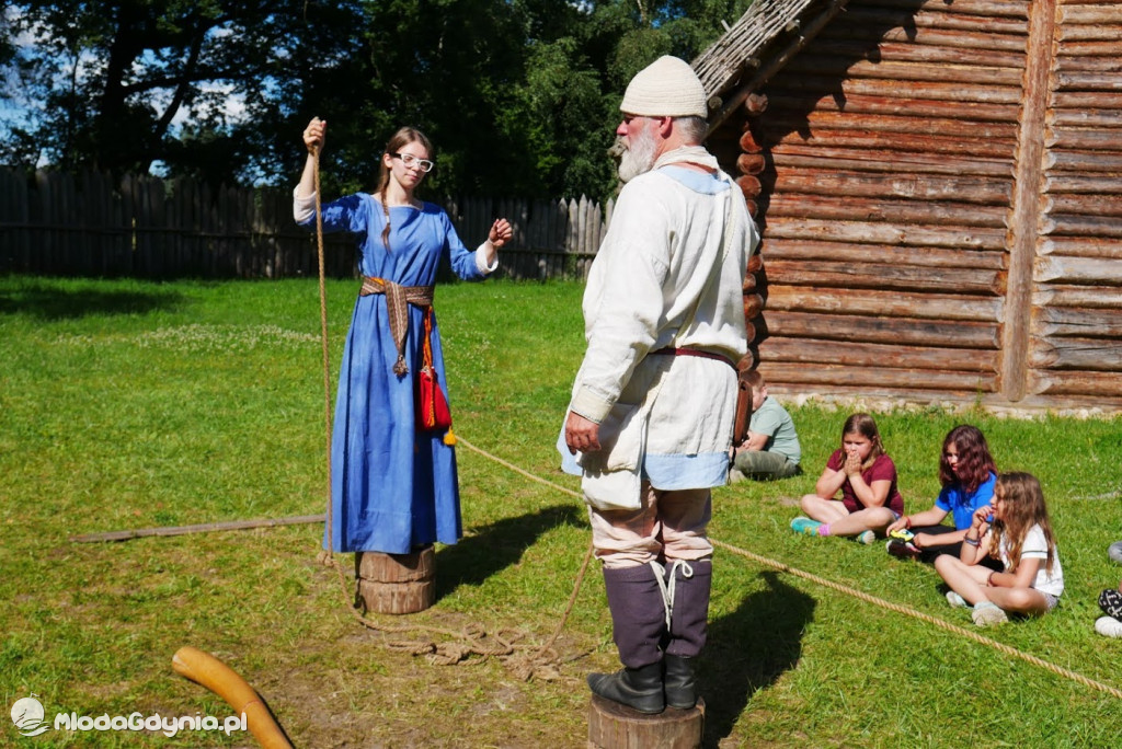 Harcerze w Osadzie Słowiańskiej