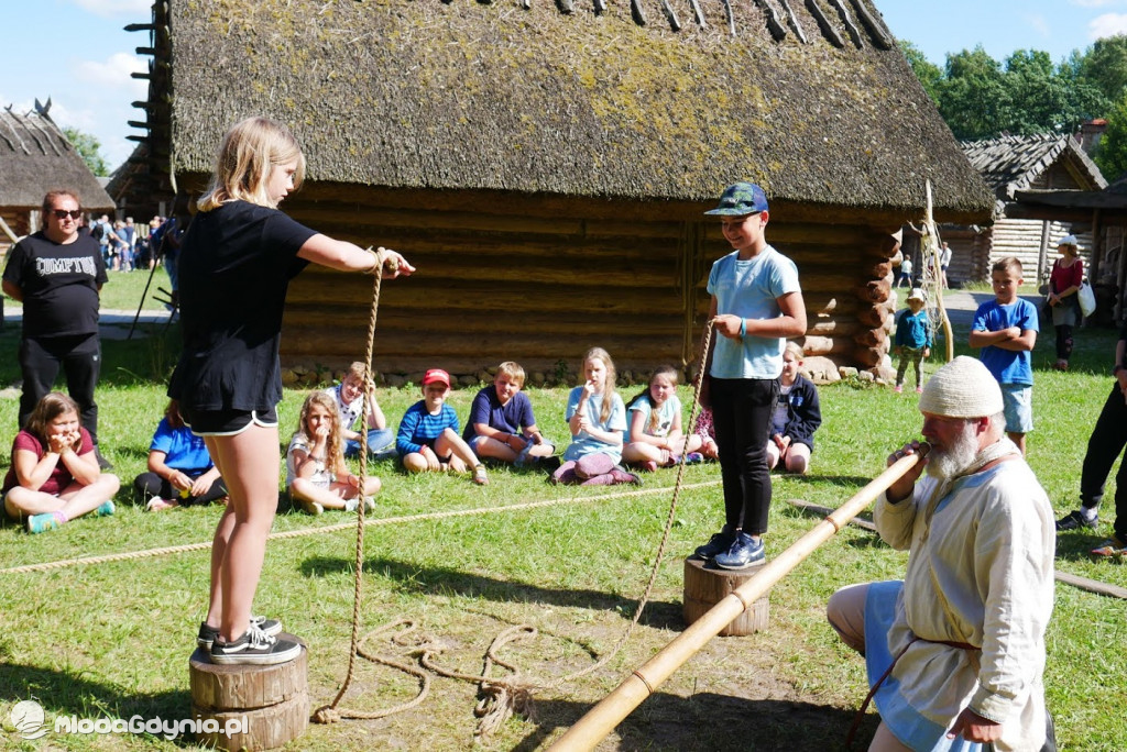 Harcerze w Osadzie Słowiańskiej