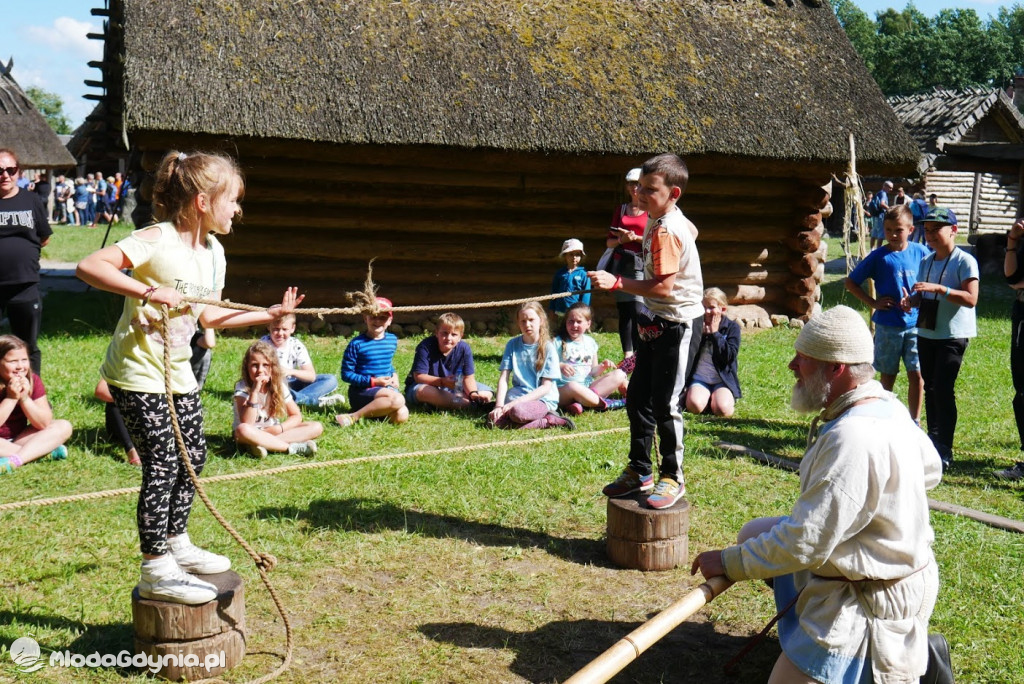 Harcerze w Osadzie Słowiańskiej