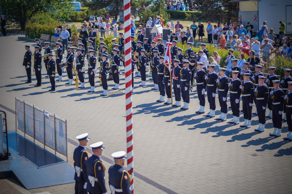 Obchody Święta Wojska Polskiego przed ORP Błyskawica 2020