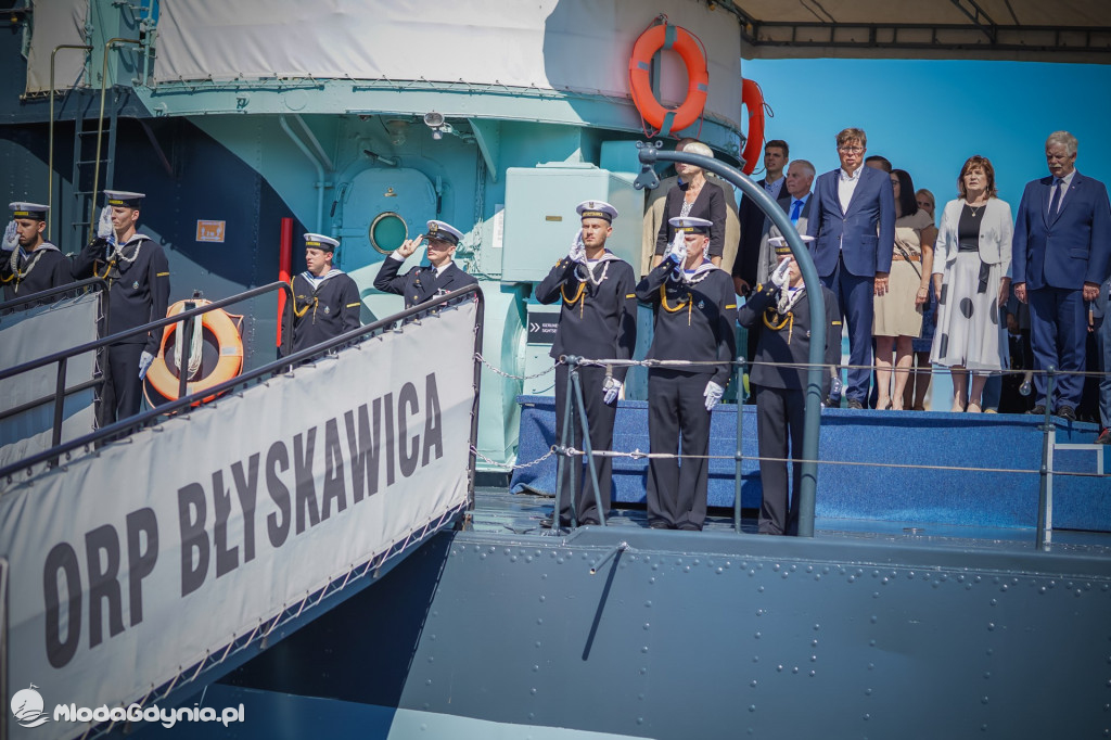 Obchody Święta Wojska Polskiego przed ORP Błyskawica 2020