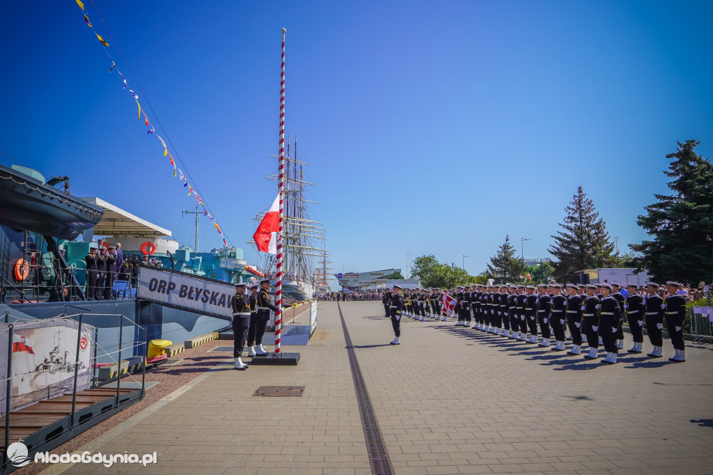Obchody Święta Wojska Polskiego przed ORP Błyskawica 2020