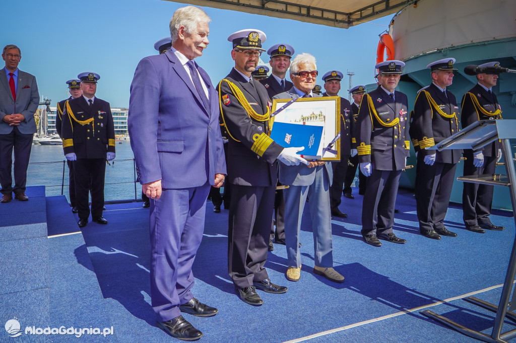 Obchody Święta Wojska Polskiego przed ORP Błyskawica 2020