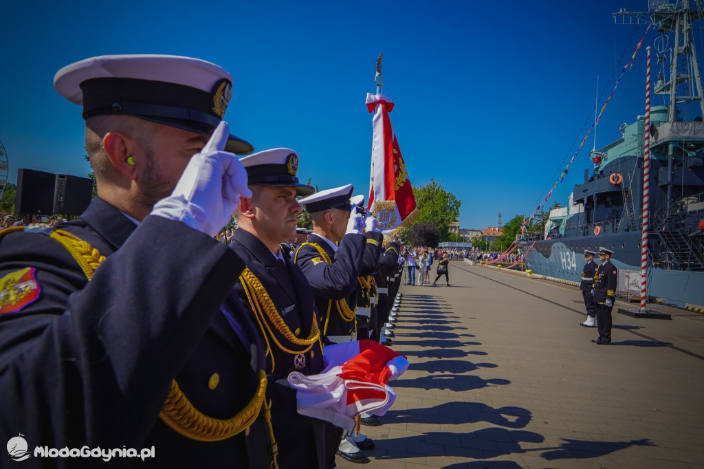 Obchody Święta Wojska Polskiego przed ORP Błyskawica 2020