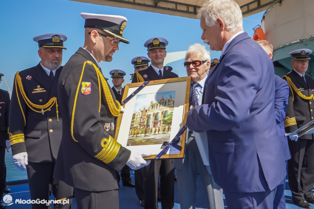 Obchody Święta Wojska Polskiego przed ORP Błyskawica 2020