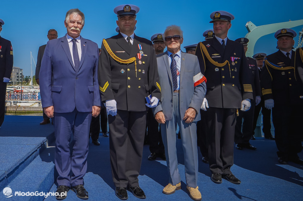 Obchody Święta Wojska Polskiego przed ORP Błyskawica 2020