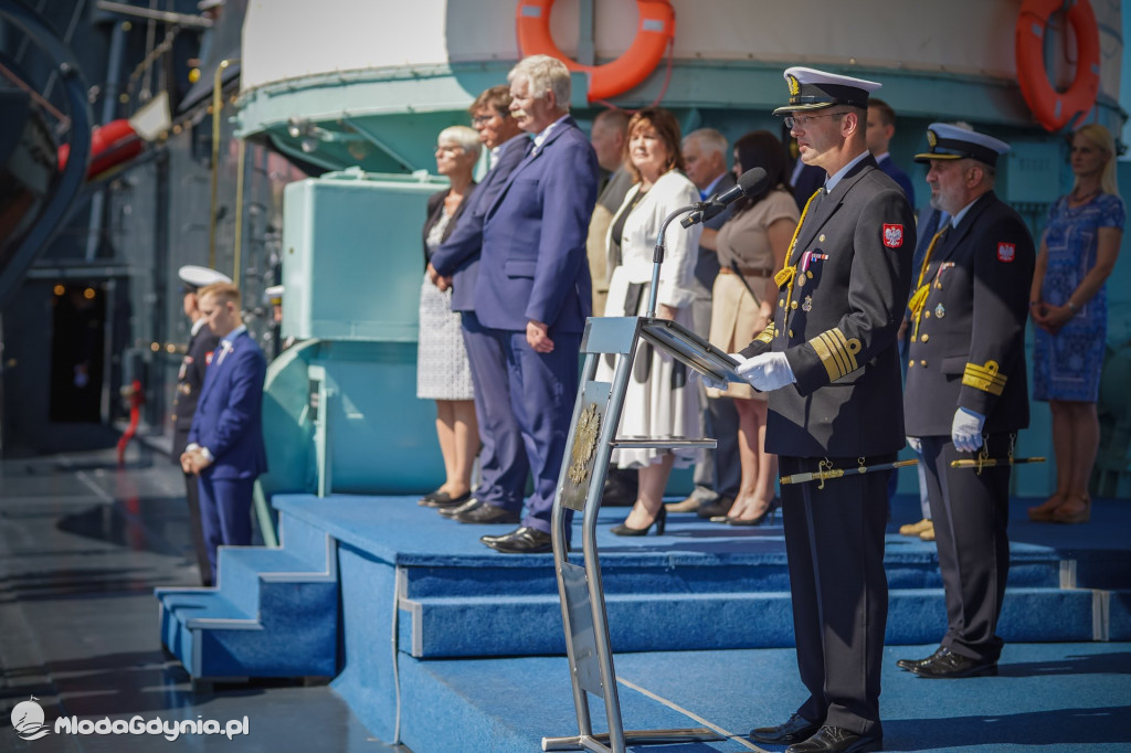 Obchody Święta Wojska Polskiego przed ORP Błyskawica 2020