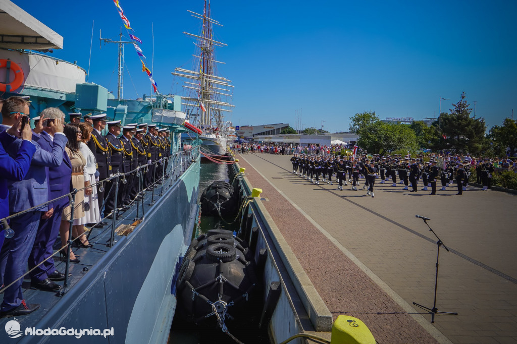 Obchody Święta Wojska Polskiego przed ORP Błyskawica 2020