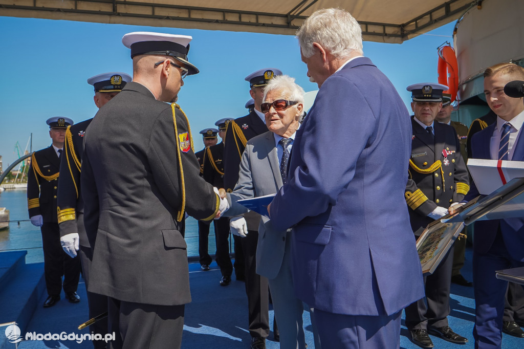 Obchody Święta Wojska Polskiego przed ORP Błyskawica 2020