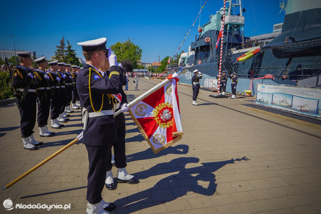 Obchody Święta Wojska Polskiego przed ORP Błyskawica 2020