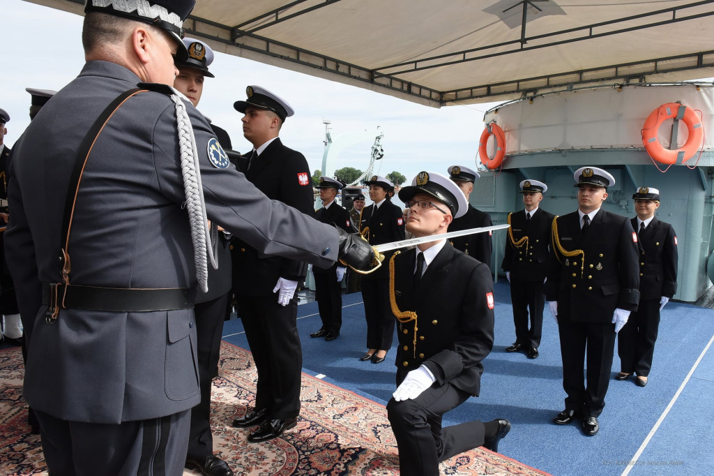 Akademia Marynarki Wojennej - PROMOCJA OFICERSKA 2020