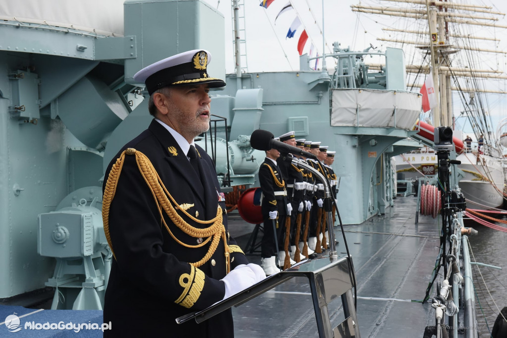 Akademia Marynarki Wojennej - PROMOCJA OFICERSKA 2020