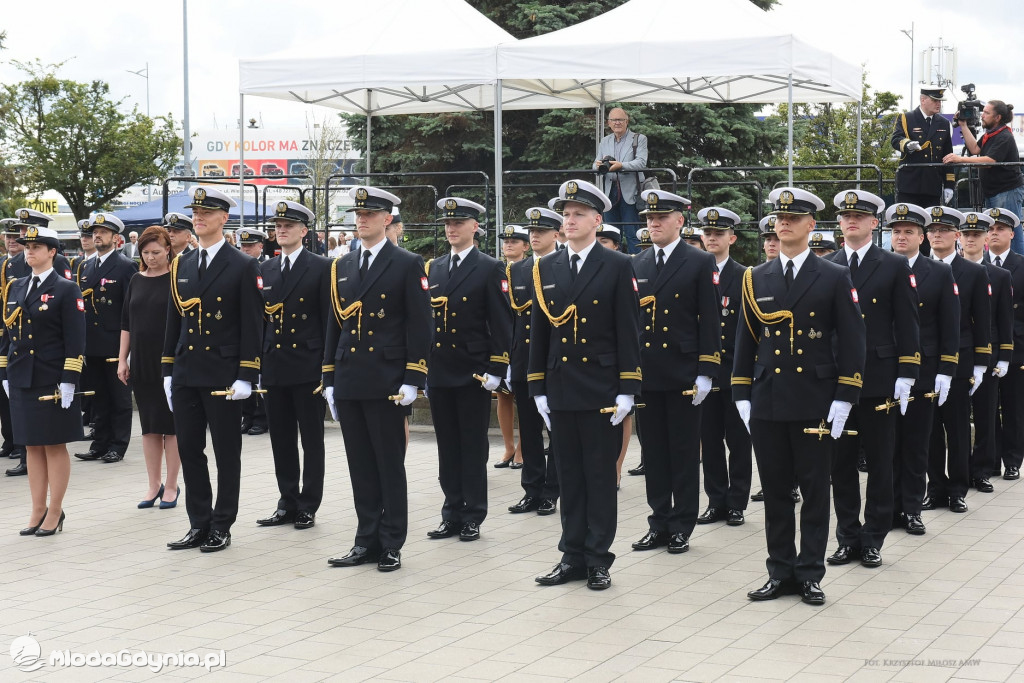 Akademia Marynarki Wojennej - PROMOCJA OFICERSKA 2020