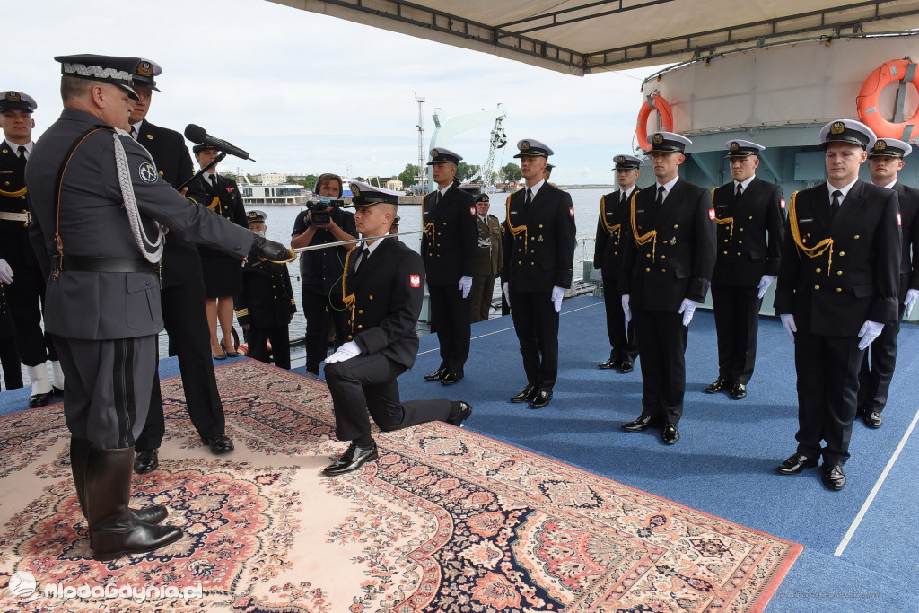 Akademia Marynarki Wojennej - PROMOCJA OFICERSKA 2020