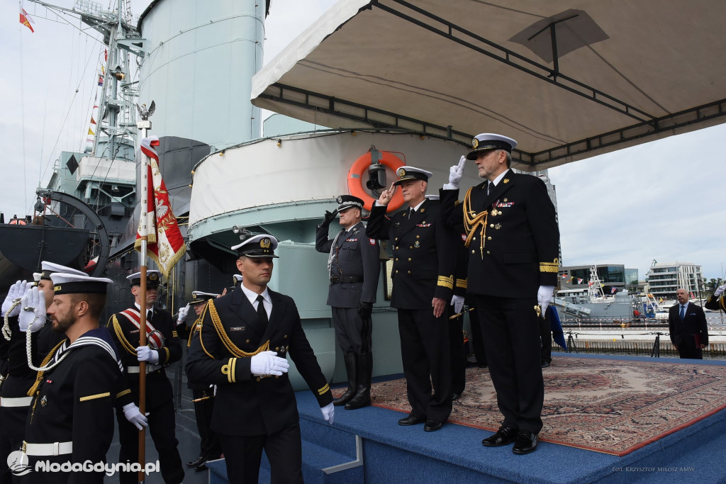 Akademia Marynarki Wojennej - PROMOCJA OFICERSKA 2020