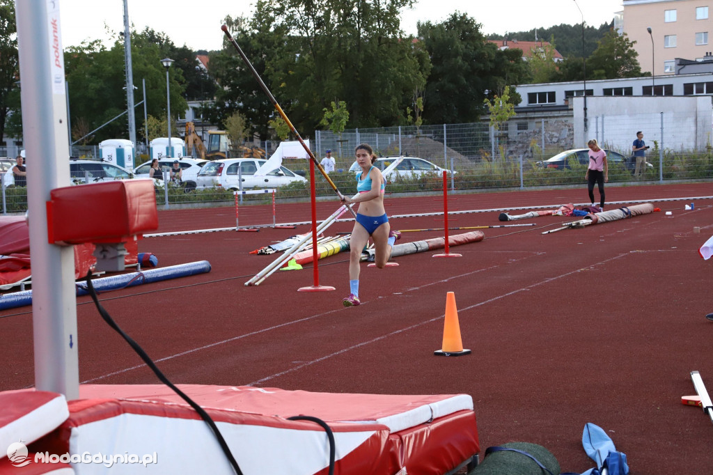 Mistrzostwa Okręgu U16-U20 w skoku o tyczce 2020 w Gdańsku