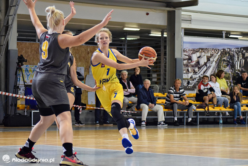 GTK Arka Gdynia- MLKS MOS Rzeszów 67:29