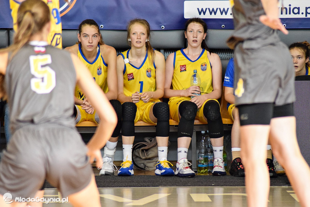 GTK Arka Gdynia- MLKS MOS Rzeszów 67:29
