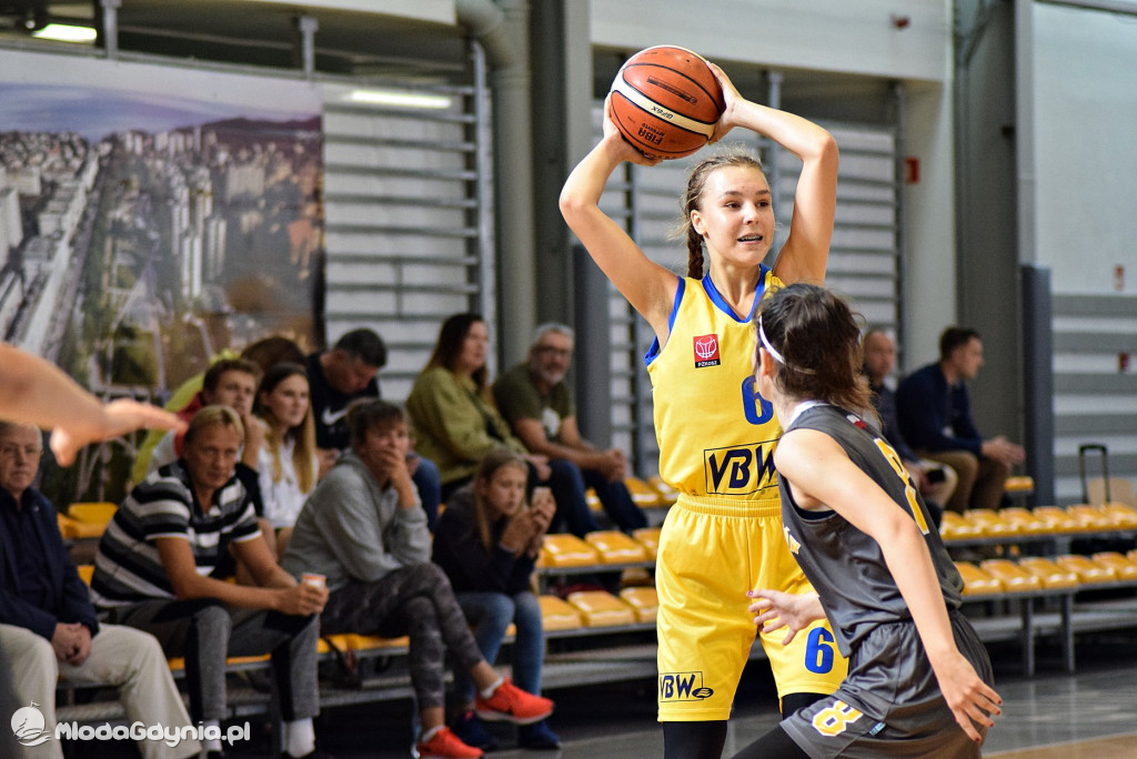 GTK Arka Gdynia- MLKS MOS Rzeszów 67:29