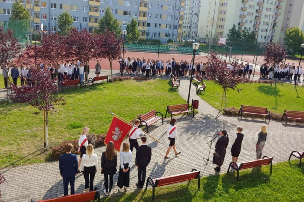 I ALO - Ślubowanie klas pierwszych 2020