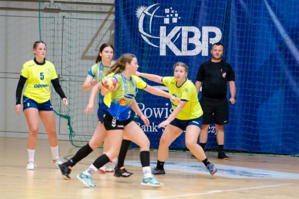 Juniorki młodsze SPR Gdynia - MTS Kwidzyn 23:26