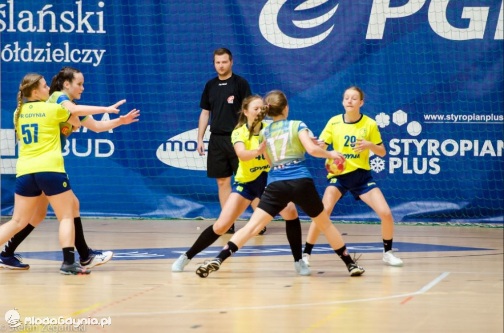Juniorki młodsze SPR Gdynia - MTS Kwidzyn 23:26