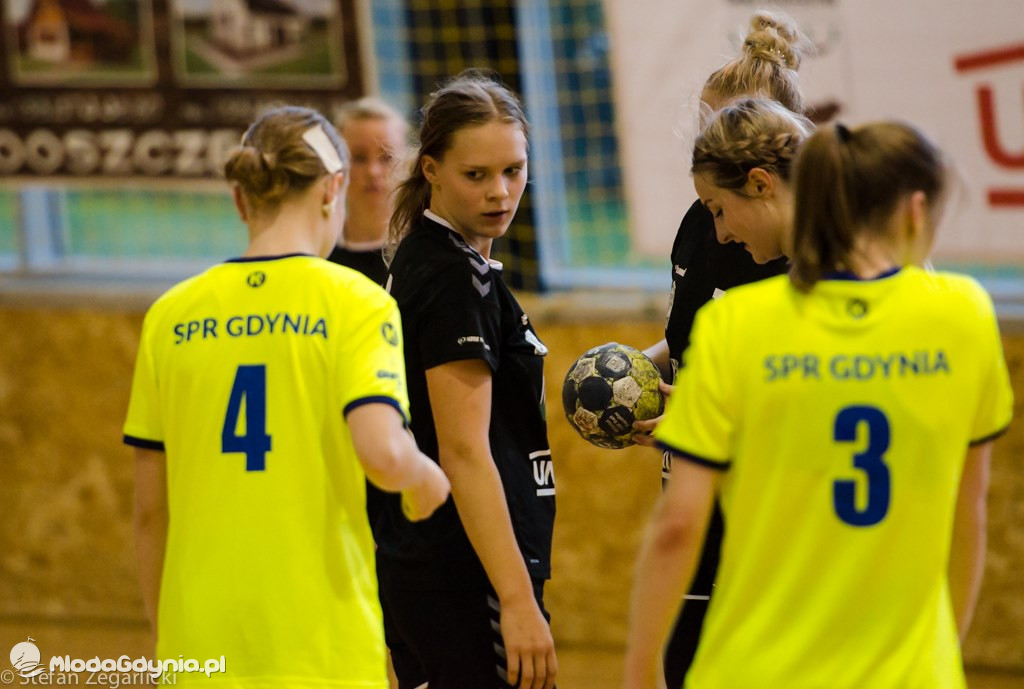 KS Kościerzyna - Arka Gdynia 21:19
