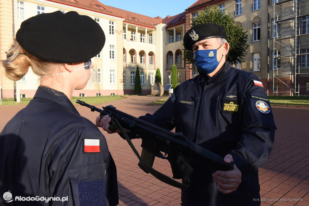 AMW W dwuszeregu zbiórka