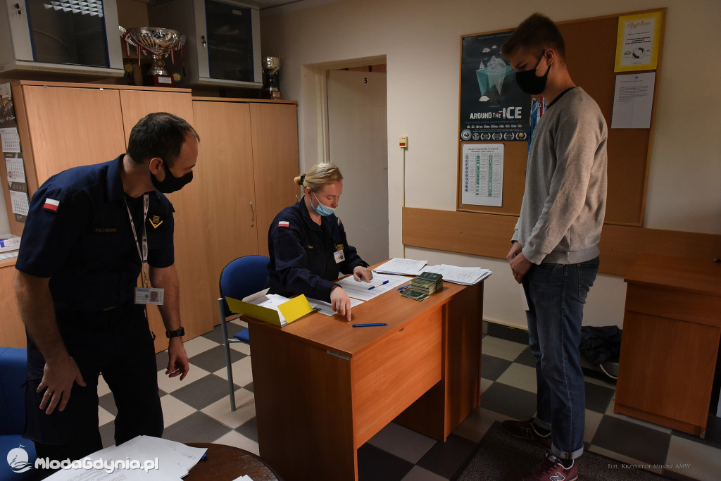 AMW W dwuszeregu zbiórka