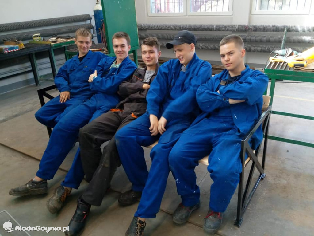 CKZiU nr 1 - ławeczka