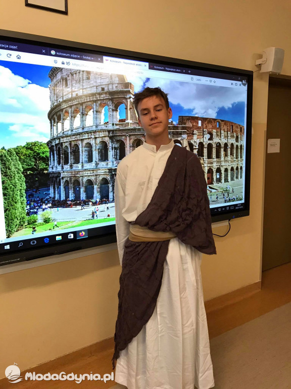 SP 28 - Spotkanie z bohaterami lektury, X Światowy Dzień Tabliczki Mnożenia