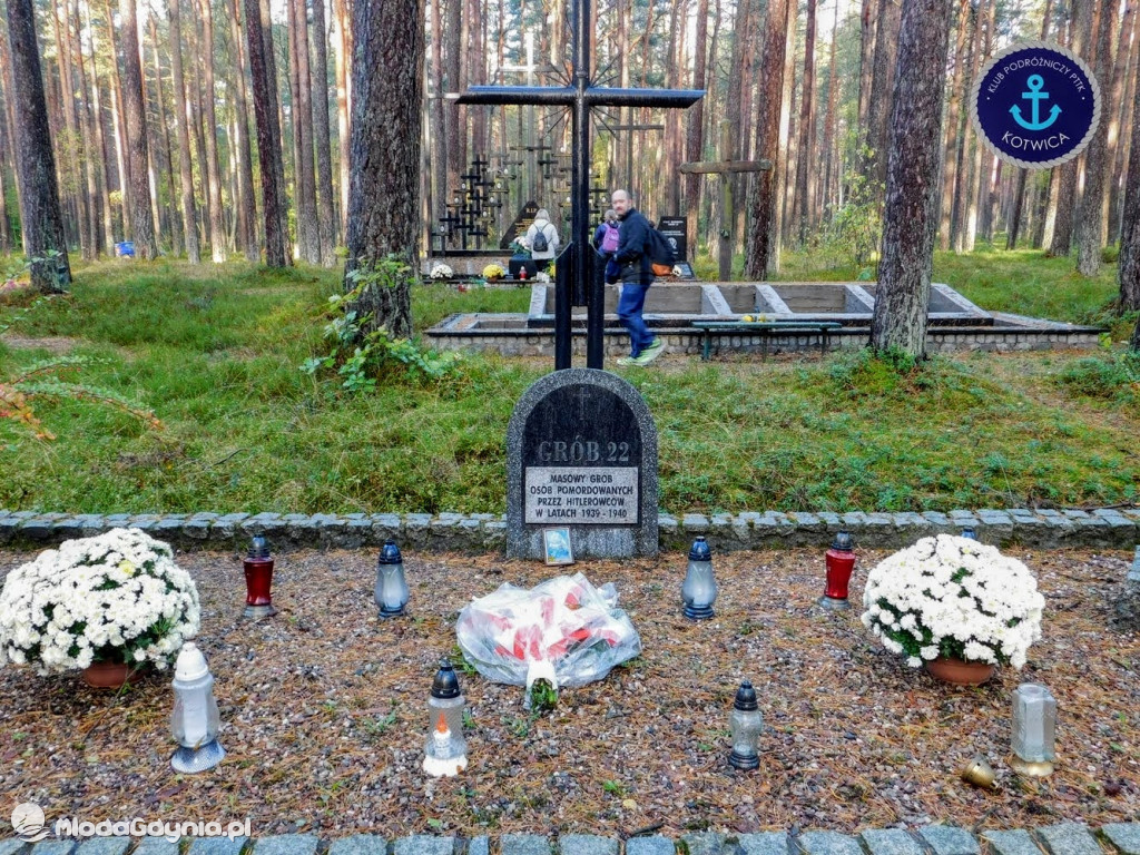 Wycieczka Nr 9 Klubu Podróżniczego PTTK Kotwica - Pamiętamy o Piaśnicy - 17.10.2020