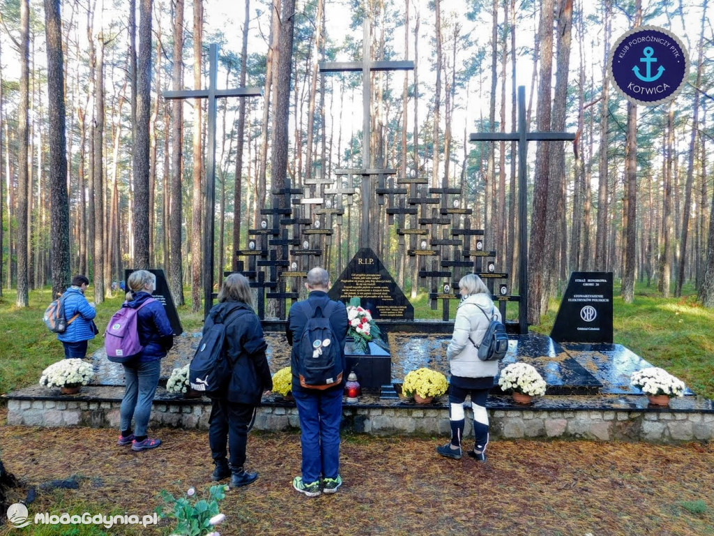 Wycieczka Nr 9 Klubu Podróżniczego PTTK Kotwica - Pamiętamy o Piaśnicy - 17.10.2020