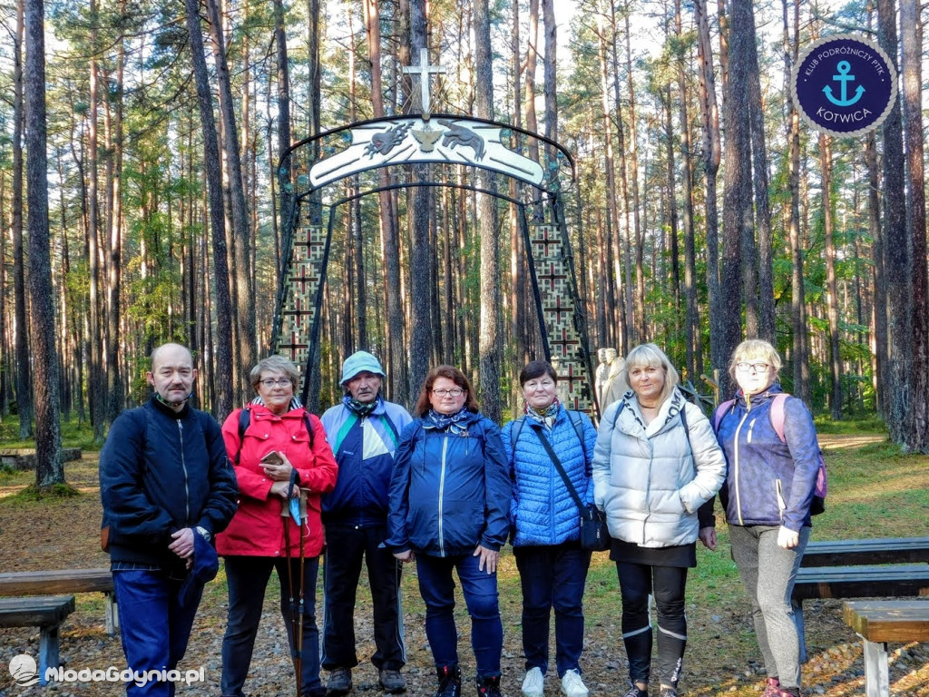 Wycieczka Nr 9 Klubu Podróżniczego PTTK Kotwica - Pamiętamy o Piaśnicy - 17.10.2020