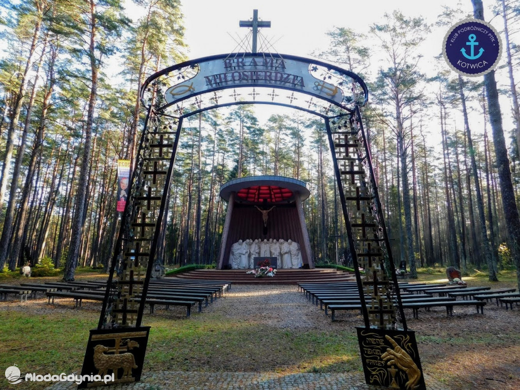 Wycieczka Nr 9 Klubu Podróżniczego PTTK Kotwica - Pamiętamy o Piaśnicy - 17.10.2020