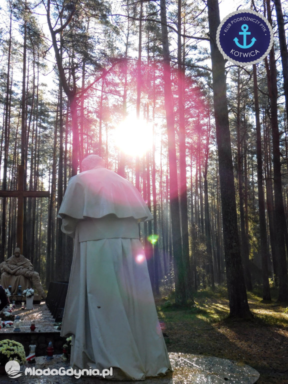 Wycieczka Nr 9 Klubu Podróżniczego PTTK Kotwica - Pamiętamy o Piaśnicy - 17.10.2020